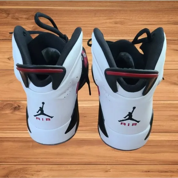 Nike Air Jordan  Black/Black-Carmine-White  Size 6.5Y Sneakers