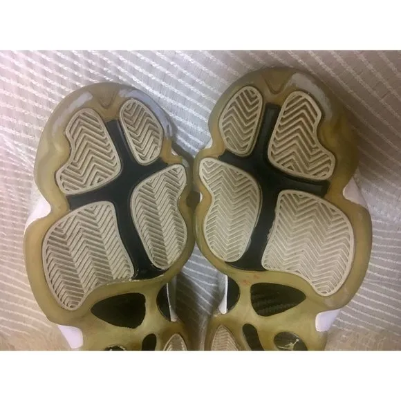 Nike Air Jordan Horizon Low Basketball Shoes Mens US Size 11 EUR 45 Light Bone