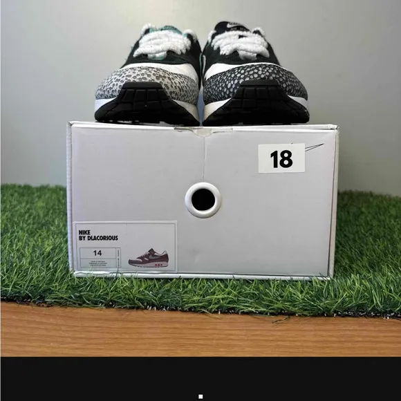 Nike Air Max 1 Unlocked By You iD Safari Black Teal White
