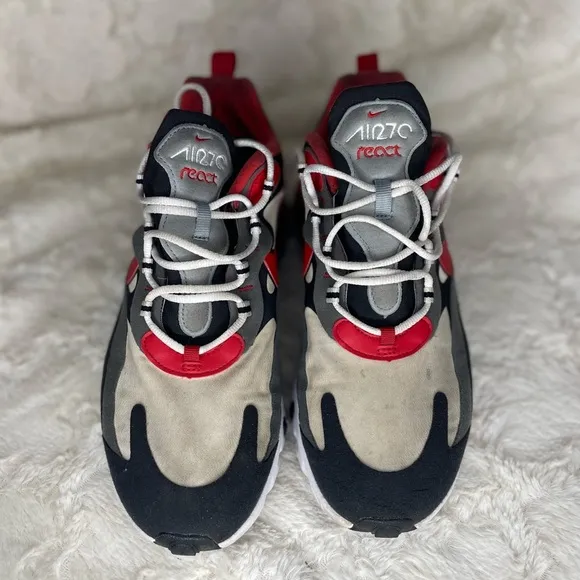 Nike Air Max 270 (GS)  Running Shoes size 9.5