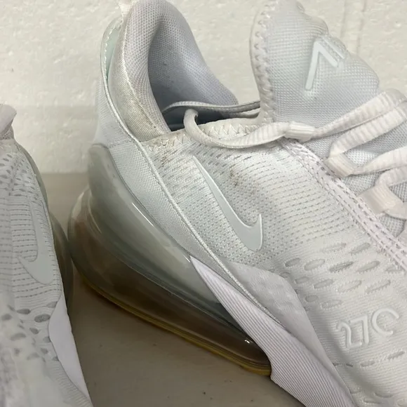 Nike air max 270 sz11.5 men's white run shoes dc1702-100 sneakers