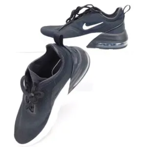 Nike Air Max Motion 2 Woman shoes size 7