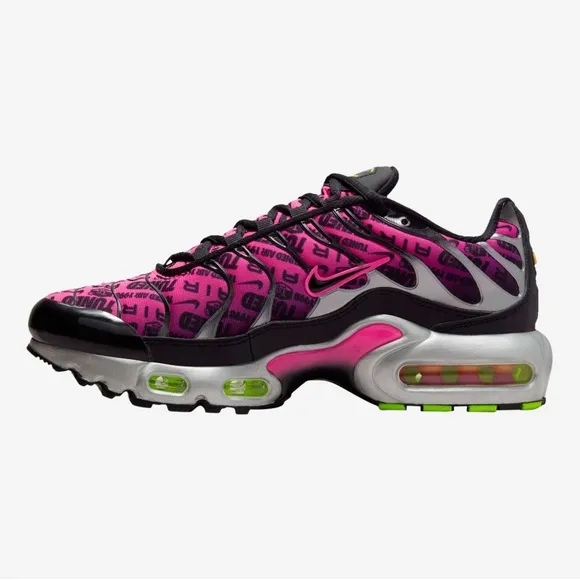 Nike Air Max Plus EMEABoys' Grade School/Shoes/Casual Running Sneakers