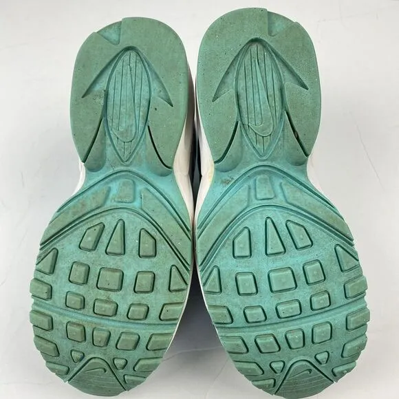 Nike Air Max Plus Shoes White/Light Aqua BV1240-100 Girls Size 2Y