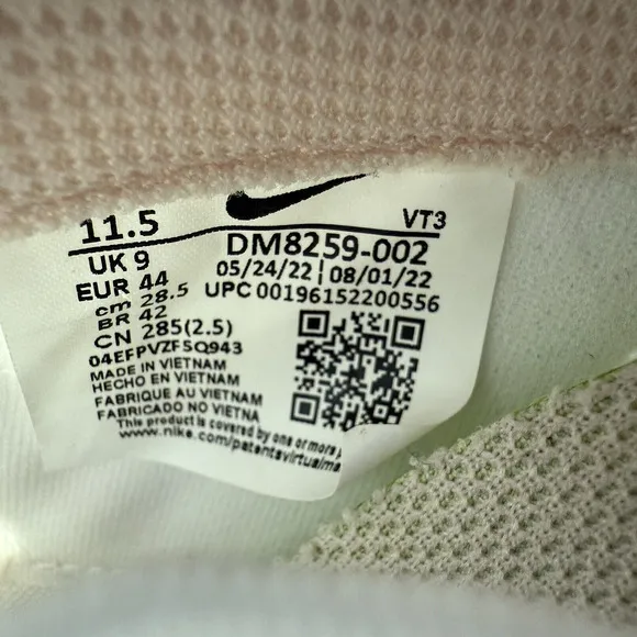 Nike Air Max Pre Day DUAL Women's 11.5/ Men's 10 Shoes DM8259 002 Light Bone