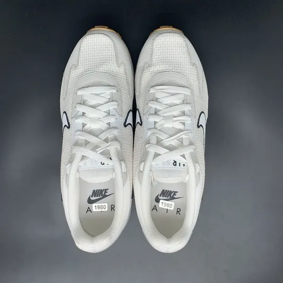 Nike Air Max Solo Summit White Light Bone Running Shoes FN6918-100 Men's Sz 9.5