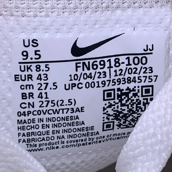 Nike Air Max Solo Summit White Light Bone Running Shoes FN6918-100 Men's Sz 9.5