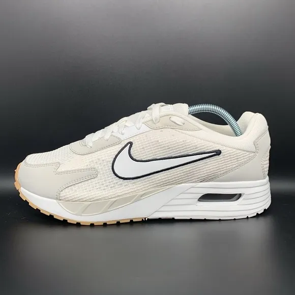 Nike Air Max Solo Summit White Light Bone Running Shoes FN6918-100 Men's Sz 9.5