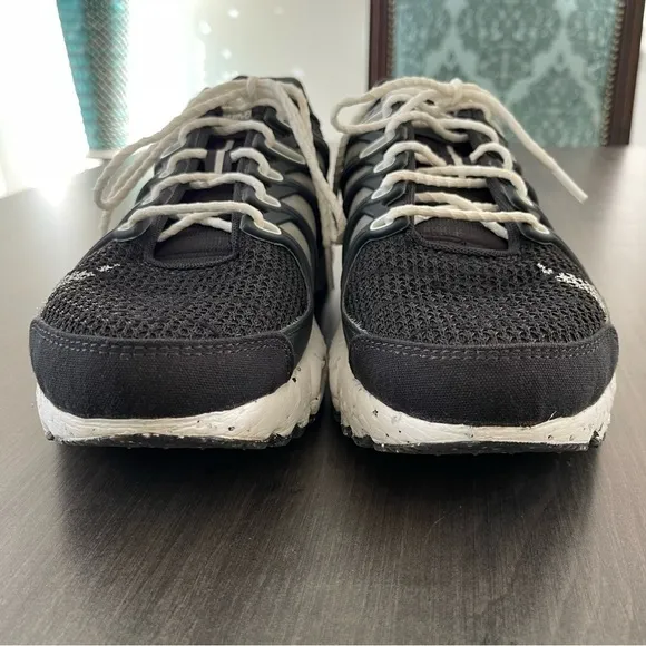 Nike Air Max Terrascape Plus size 10.5 black gray white sneakers shoes