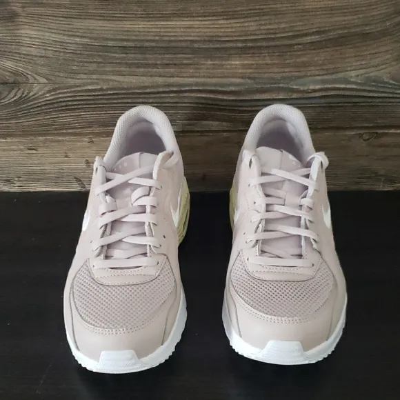 Nike Air Max Women's Sneakers - Light Pink