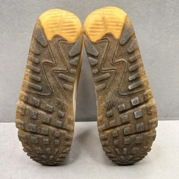 Nike Air Max 90 Terrascape Womens Size 7.5 Shoes Light Bone Athletic Trainers