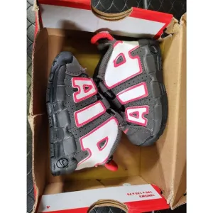Nike Air More Uptempo Shoe Toddler Size 4C Leather Black Medium Ash Siren Red #A