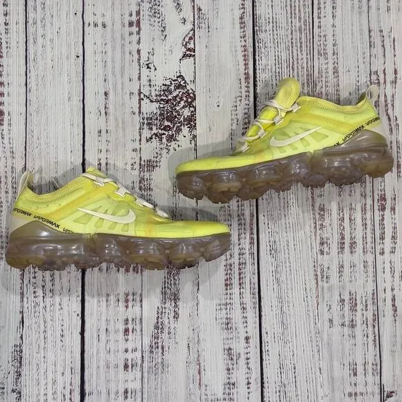 Nike Air VaporMax 2019 Luminous Green Women’s 8.5 Running Athletic Shoes