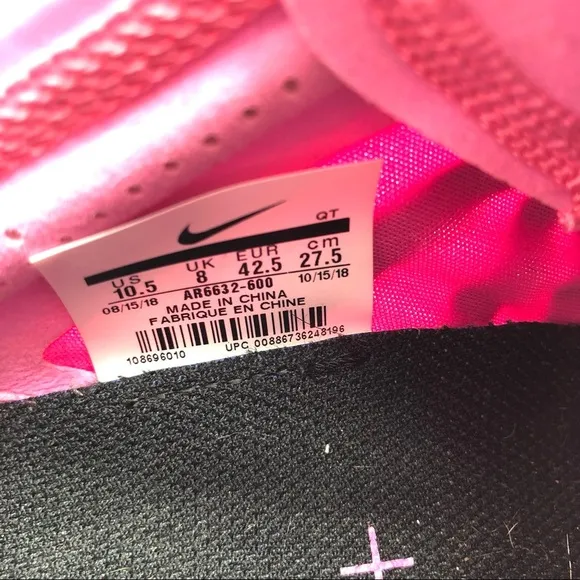 NIKE Air VaporMax Active Fuchsia Sneaker 10.5 Women AR6632-600 Athletic Shoes