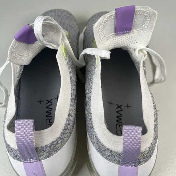 Nike Air VaporMax Flyknit 3 Light Purple Sneaker Shoes AJ6900-102 Size 11