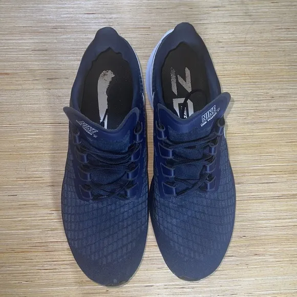 Nike Air Zoom Pegasus 37 running shoes