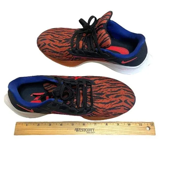 Nike Air Zoom Pegasus 38 Black and Orange Athletic Shoes, size 8.5 Women's
