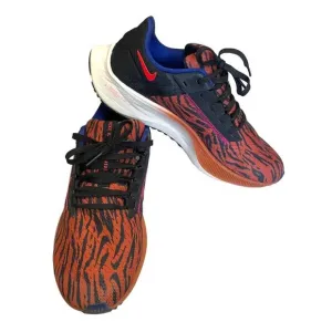 Nike Air Zoom Pegasus 38 Black and Orange Athletic Shoes, size 8.5 Women's
