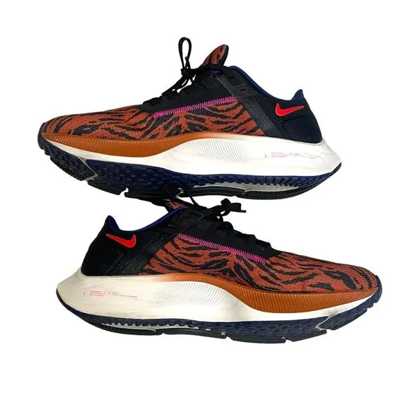 Nike Air Zoom Pegasus 38 Black and Orange Athletic Shoes, size 8.5 Women's