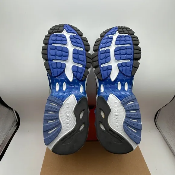 Nike Air Zoom Swift IV 4 Shoe Mens Size 11 White NIB 308970 461 From 2004