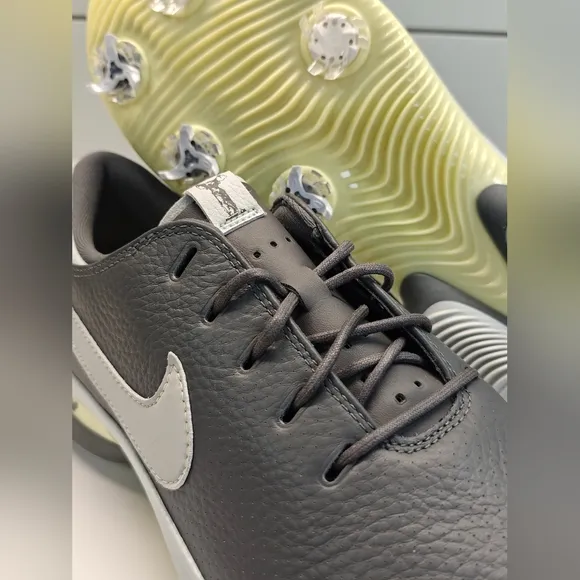 Nike Air Zoom Victory Tour 3 Iron Grey Light Silver DV6798-001 Golf shoes 10.5