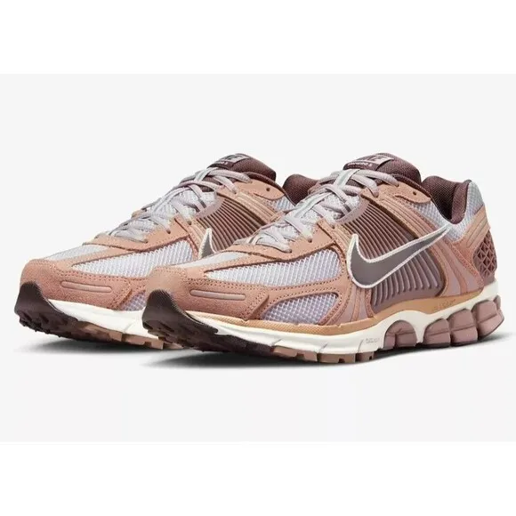 Nike Air Zoom Vomero 5 Dusted Clay Men’s Size 10.5 Running Shoes HF1553-200