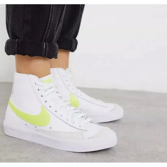 Nike Blazer Mid '77 White Lemon Venom Shoes Sneakers Women’s Size 10.5