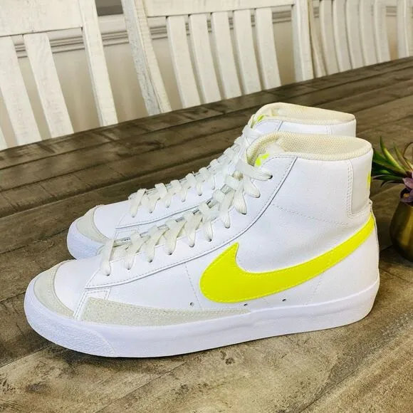 Nike Blazer Mid '77 White Lemon Venom Shoes Sneakers Women’s Size 10.5