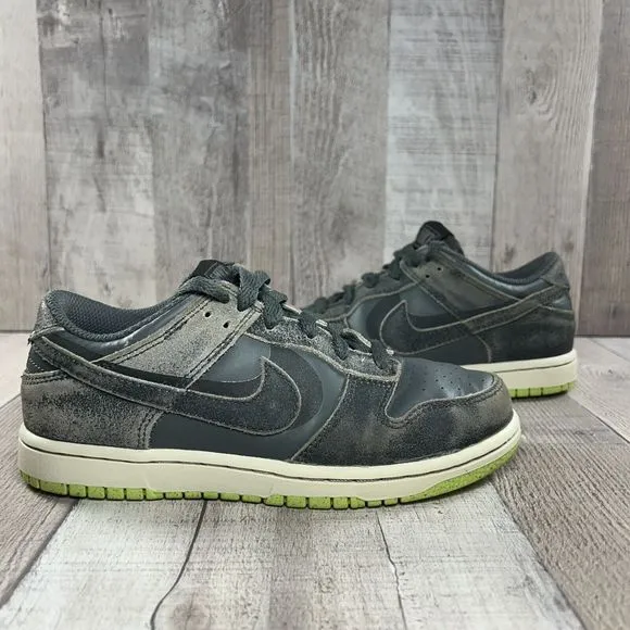 Nike Boys' Dunk Low SE PS Halloween 2022 Pre School Leather Size 2Y DQ6216-001
