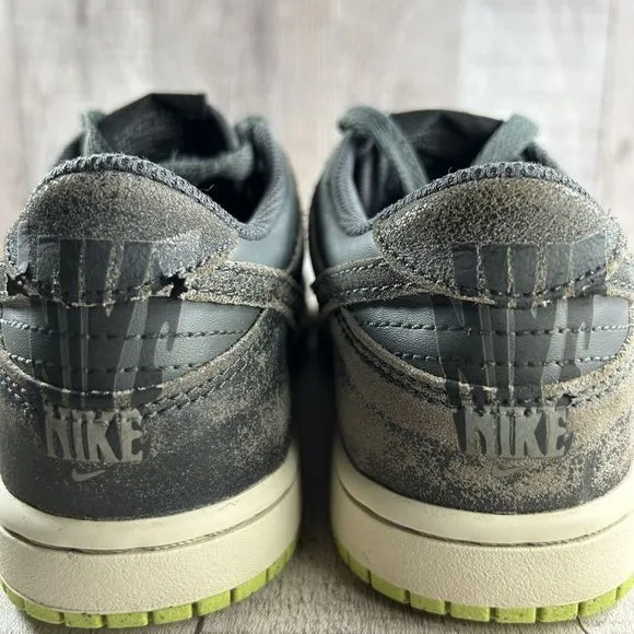 Nike Boys' Dunk Low SE PS Halloween 2022 Pre School Leather Size 2Y DQ6216-001