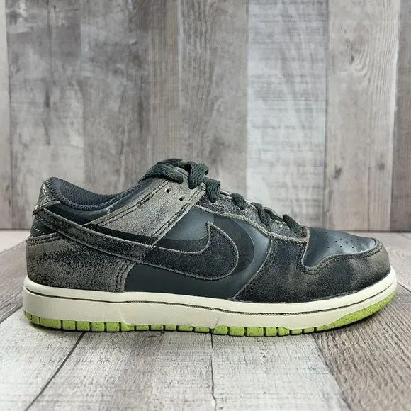Nike Boys' Dunk Low SE PS Halloween 2022 Pre School Leather Size 2Y DQ6216-001