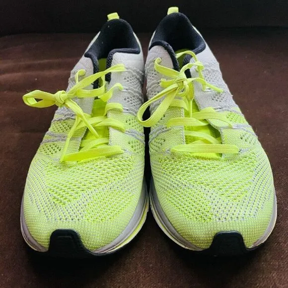Nike Flyknit Trainer Running Shoes Mens Size 6.5 Womens 8 US 39 Volt White Gray