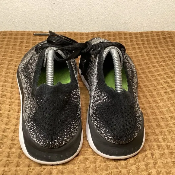 Nike Free RN Flyknit 2020 Mens Sz 10 Running Shoes 942838-101 Black Sneakers