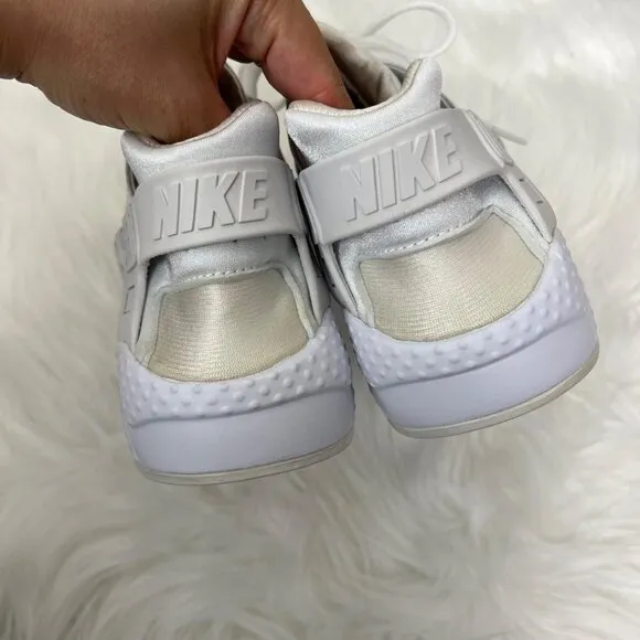 Nike Huarache Run White Athletic Sneakers Shoes Big Kids 6.5 Youth Womens 8