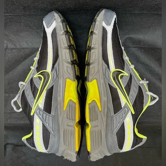 Nike Initiator Men’s Running Shoes – Size 10.5 – Gray with Neon Green–Preowned