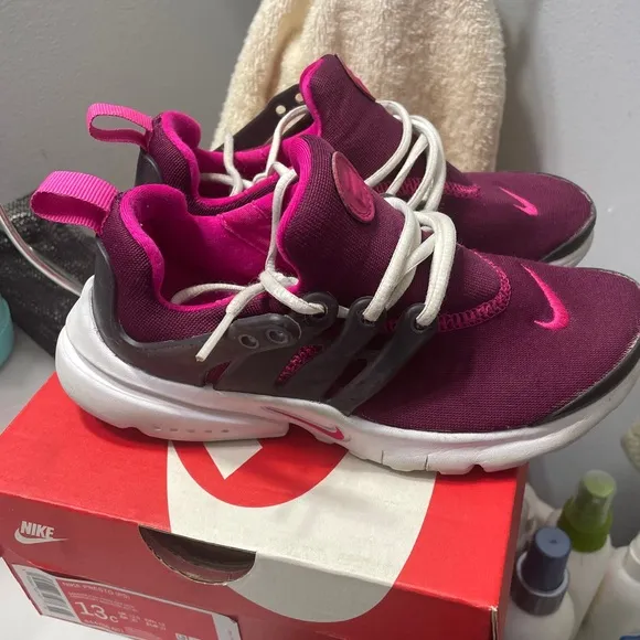 Nike Kids Shoes in Purple and Pink