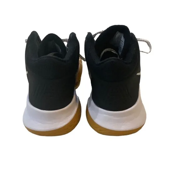 Nike Kyrie Flytrap 4 Basketball 'Black CoolGrey' White Shoes Men’s Size 7.5