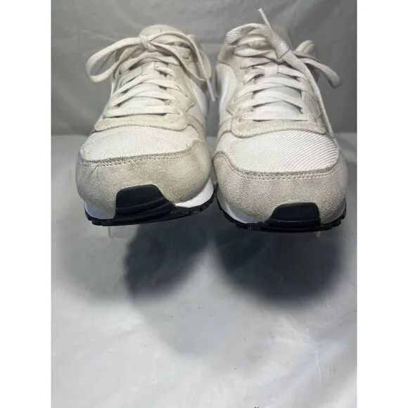 Nike MD Runner 2MD Runner 2 Phantom Light Cream 749869-011size 10.5