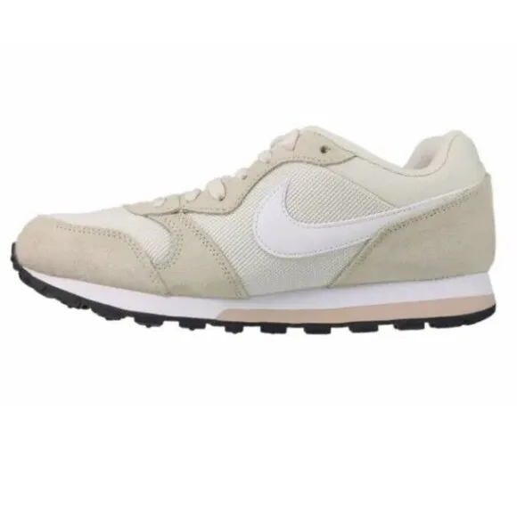Nike MD Runner 2MD Runner 2 Phantom Light Cream 749869-011size 10.5