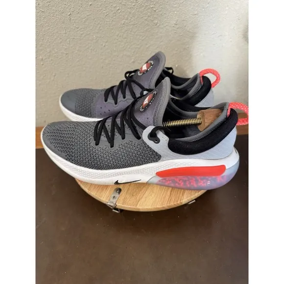 Nike Men's Joyride Run Flyknit Dark Grey Bright Crimson running shoes - Size 12