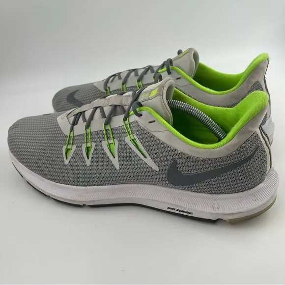 Nike Men’s Quest Grey Green Lace-Up Low Top Athletic Running Shoes - Size 14