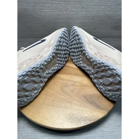 Nike Mens Revolution 6 NN Running Shoes Oatmeal Size 11