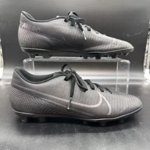 Nike Mercurial Vapor 13 Academy AT7968-010 soccer cleats Men’s Size 7 EUC