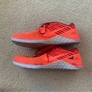 Nike Metcon Mens Orange Running Shoes Size 3