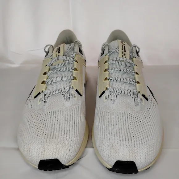 Nike Pegasus 40 Air Zoom Running Shoes Women's 10 1/2