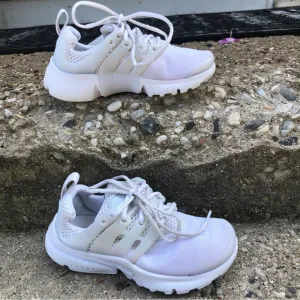 Nike Presto White Shoes 844766-100