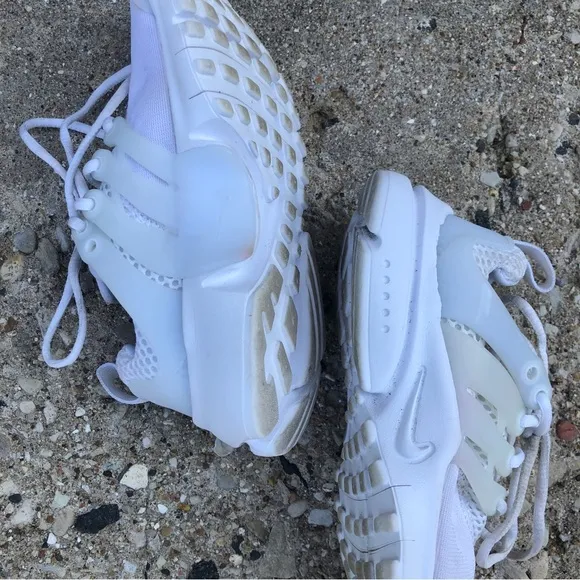 Nike Presto White Shoes 844766-100