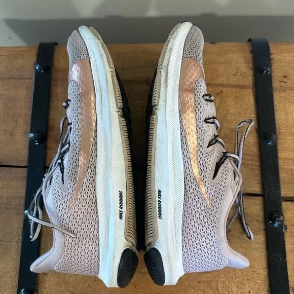 Nike Quest 2 Rose Gold Stone Mauve running sneakers shoes size 8