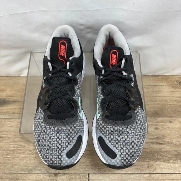 Nike Renew Elevate 2 Wolf Grey Light Dew Low-Top   Men’s Size 10.5  CW3406-001