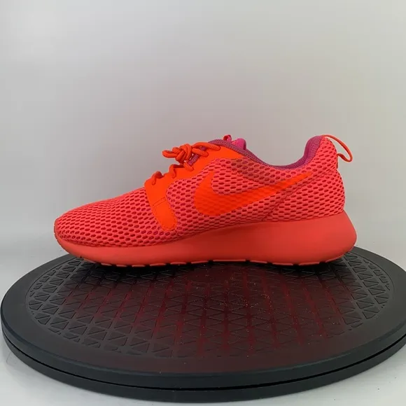 Nike Roshe One Hyperfuse Crimson Running Shoes 833826-800 Women's Size 6